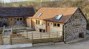 Ingles Farm Cottages - ideal accommodation for exploring Lone Pine country